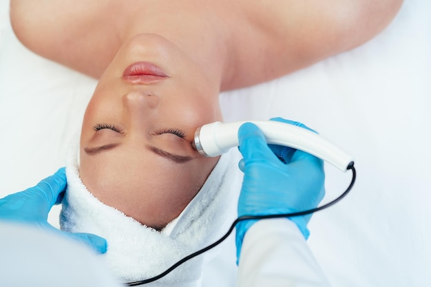 Laserowy peeling węglowy dla zdrowej skóry