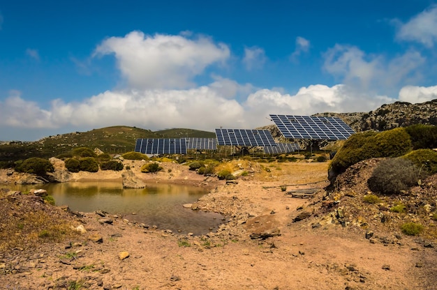 Duże lampy solarne do ogrodu dla jasnej atmosfery