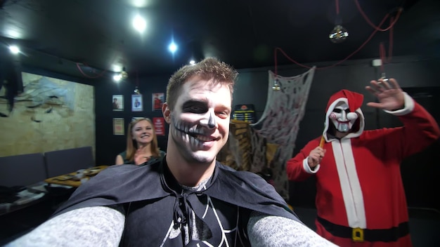 Stolik kawowy film w roli głównej aranżacji wnętrza