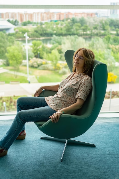 Fotel z funkcją relax dla prawdziwego wypoczynku