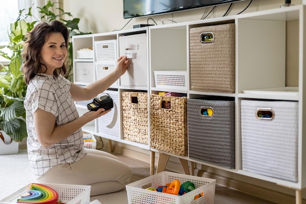Ikea Besta praktyczne rozwiązania do każdego wnętrza